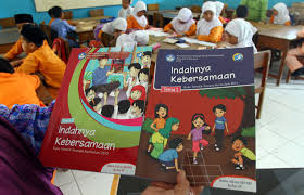 32INDAHNYA KEBERSAMAAN.jpg